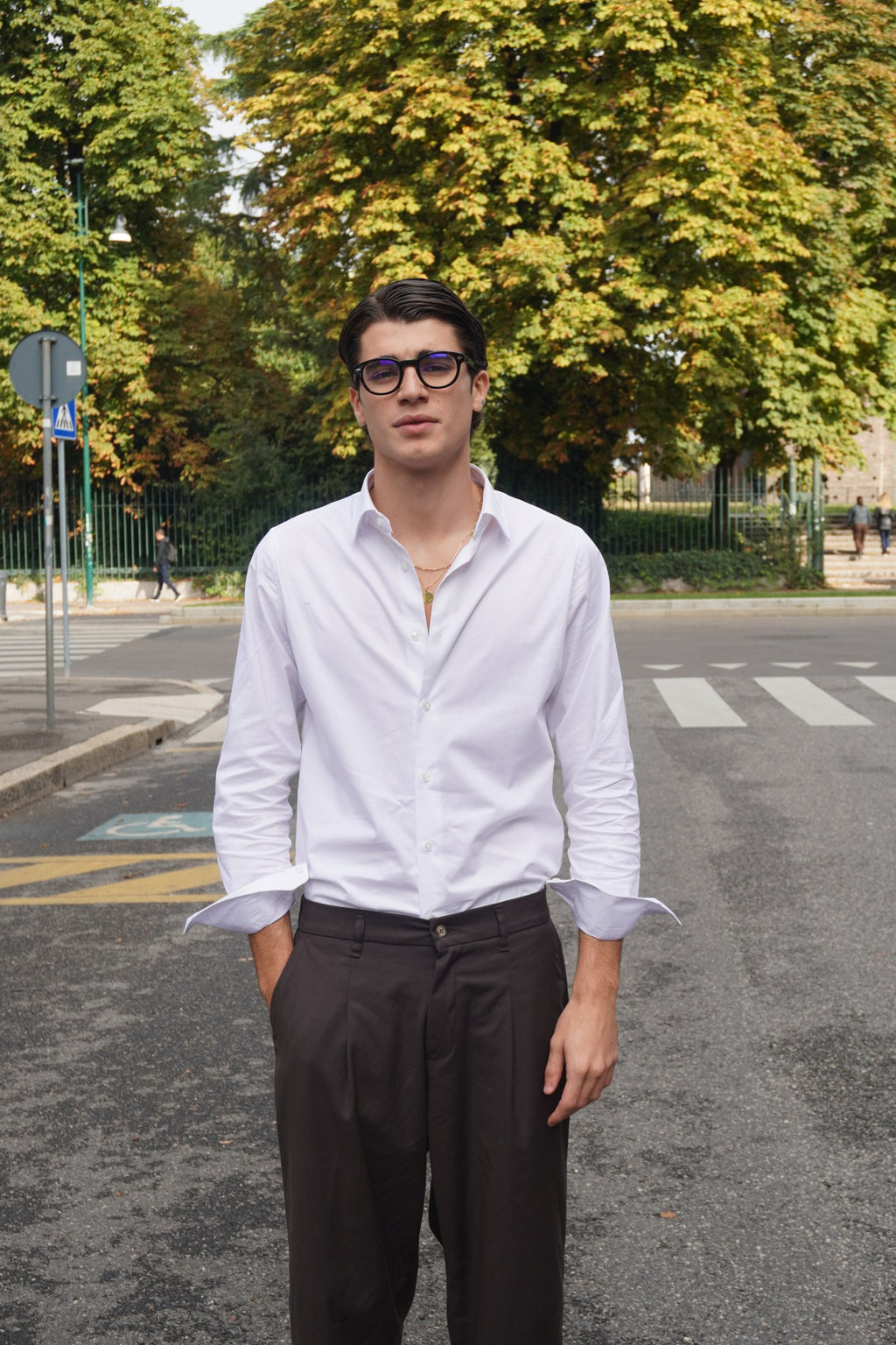 Camicia Bianca Uomo Stile Minimal