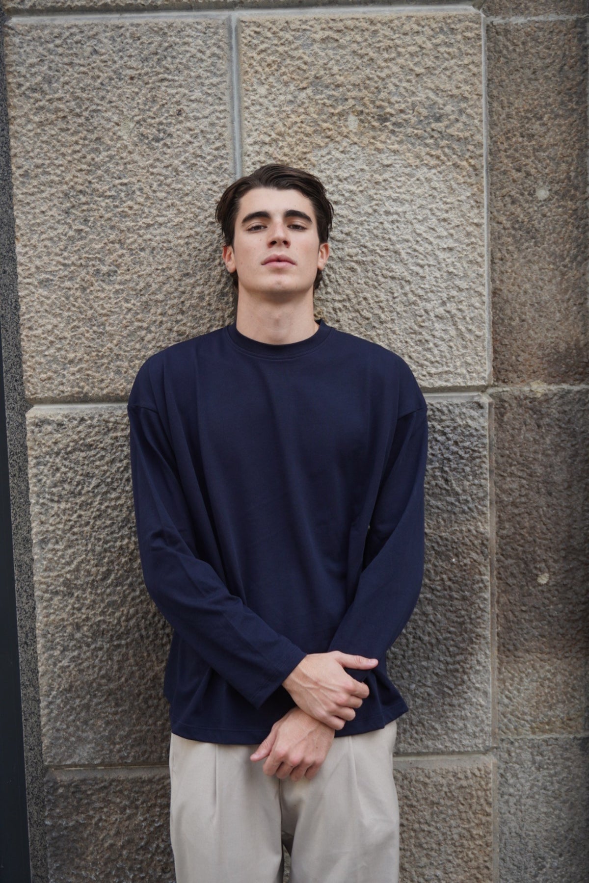 Maglia uomo a manica lunga blu - fotografia prodotto 2