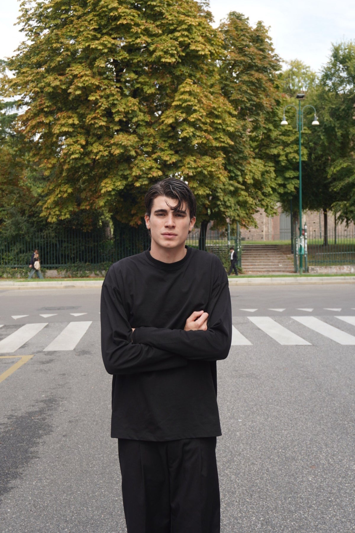 Maglia uomo a manica lunga nero - fotografia prodotto 4