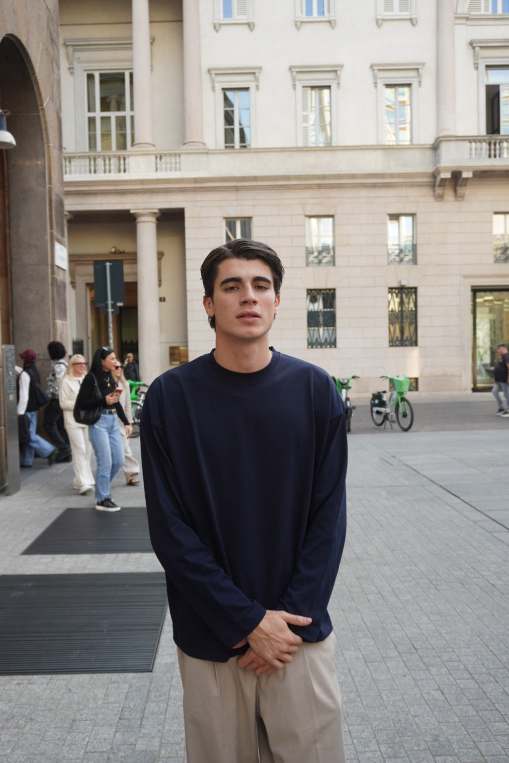 Maglia uomo a manica lunga blu - fotografia prodotto 4