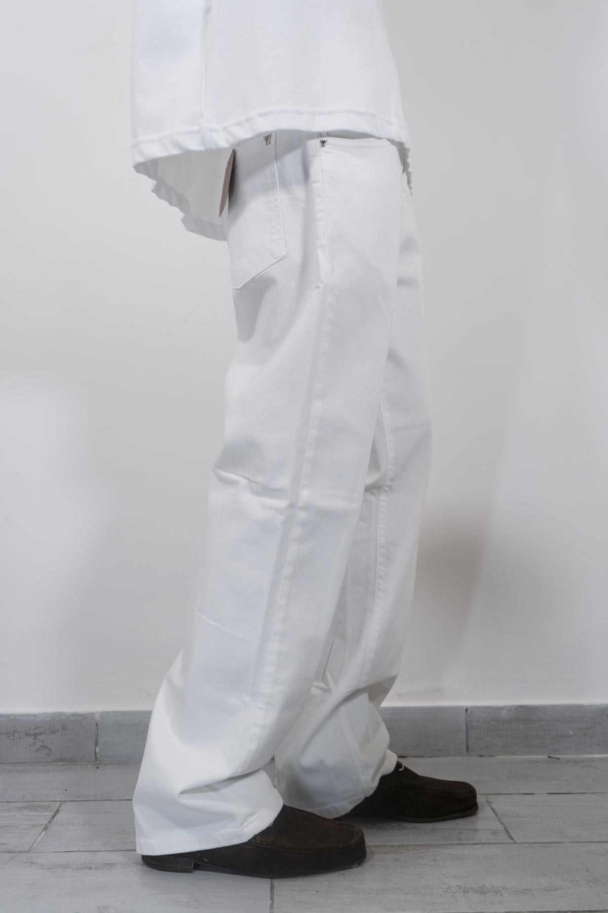 White Capri Jeans